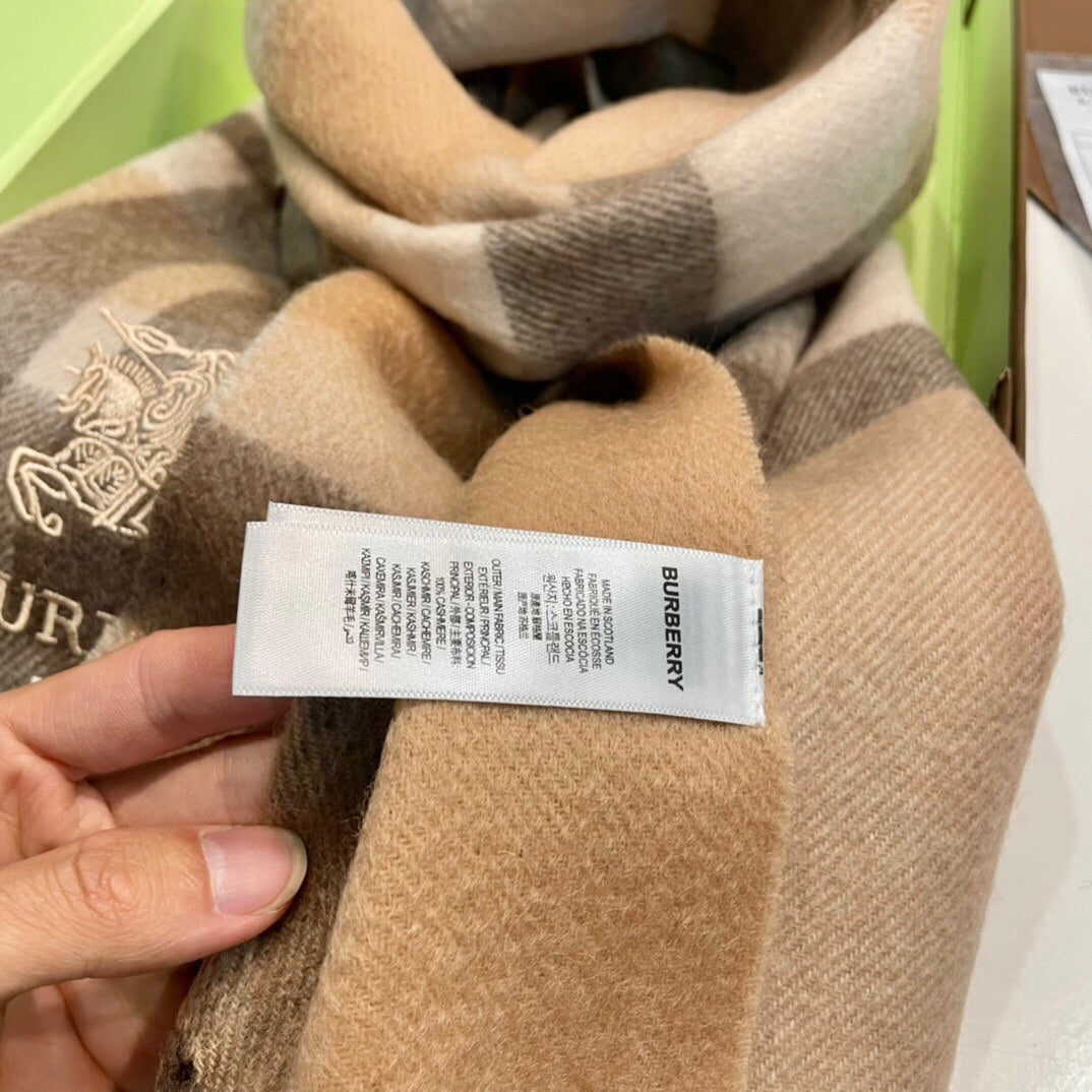 CLASSIC CHECK SCARF 180 CM IN COLORFUL CASHMERE 408961 mysite