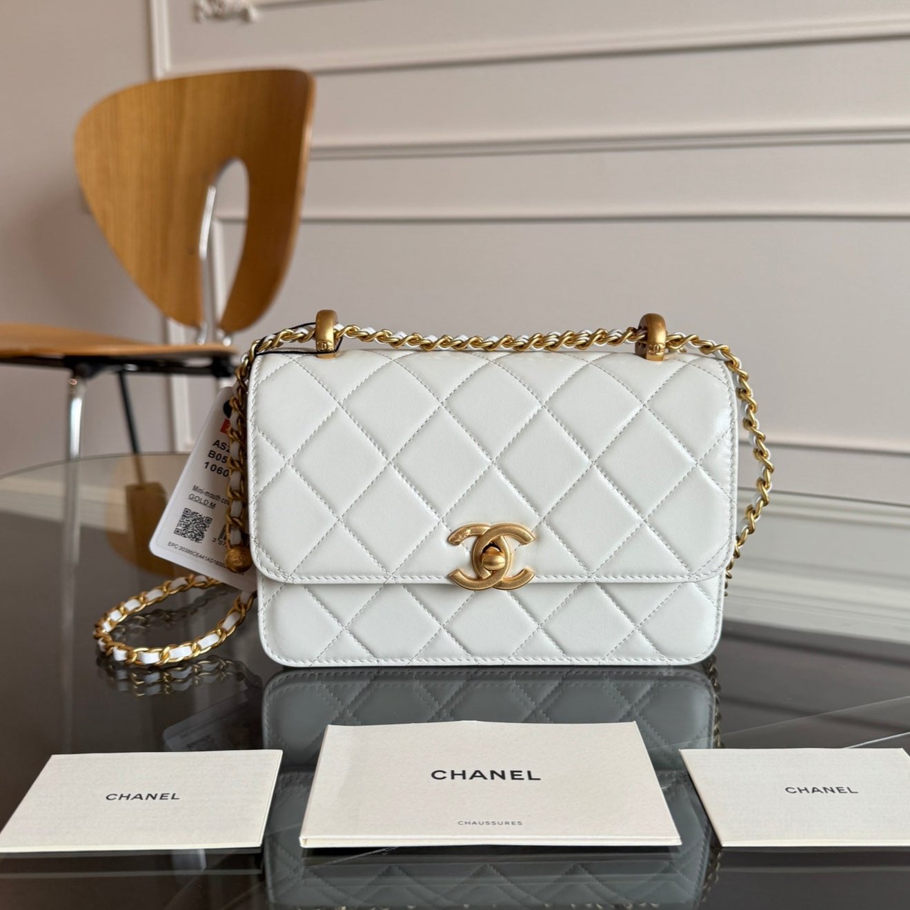 Mini Flap 19cm White Lambskin Gold Hardware mysite