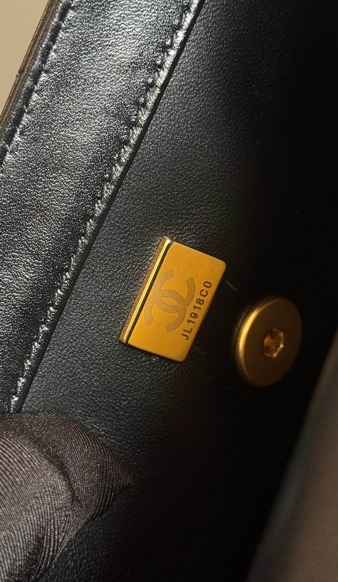 Mini Flap 19cm Black Lambskin Gold Hardware mysite