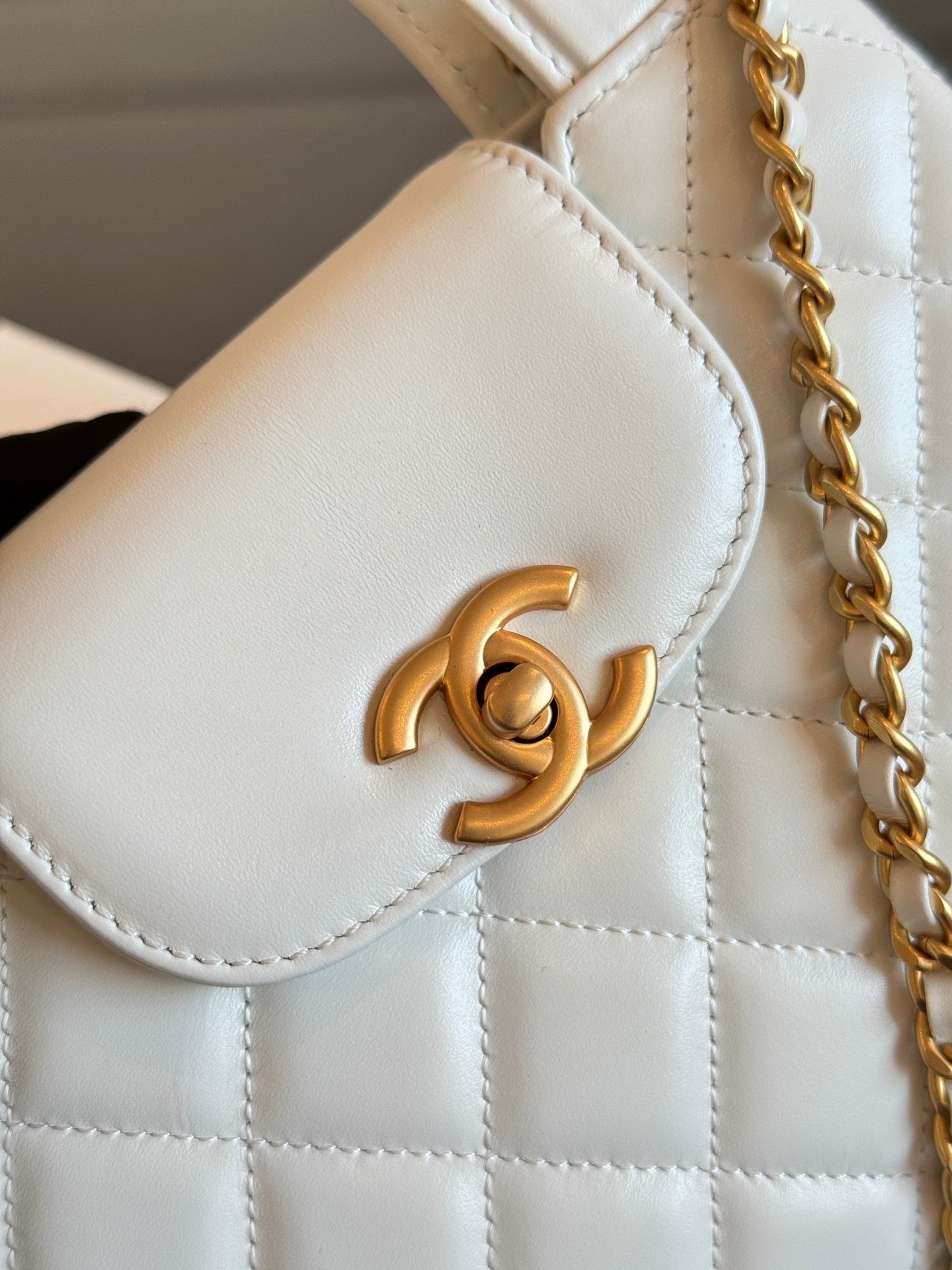 KELLY SHOPPING BAG 19 IN WHITE CALFSKIN GOLD HARDWARE mysite