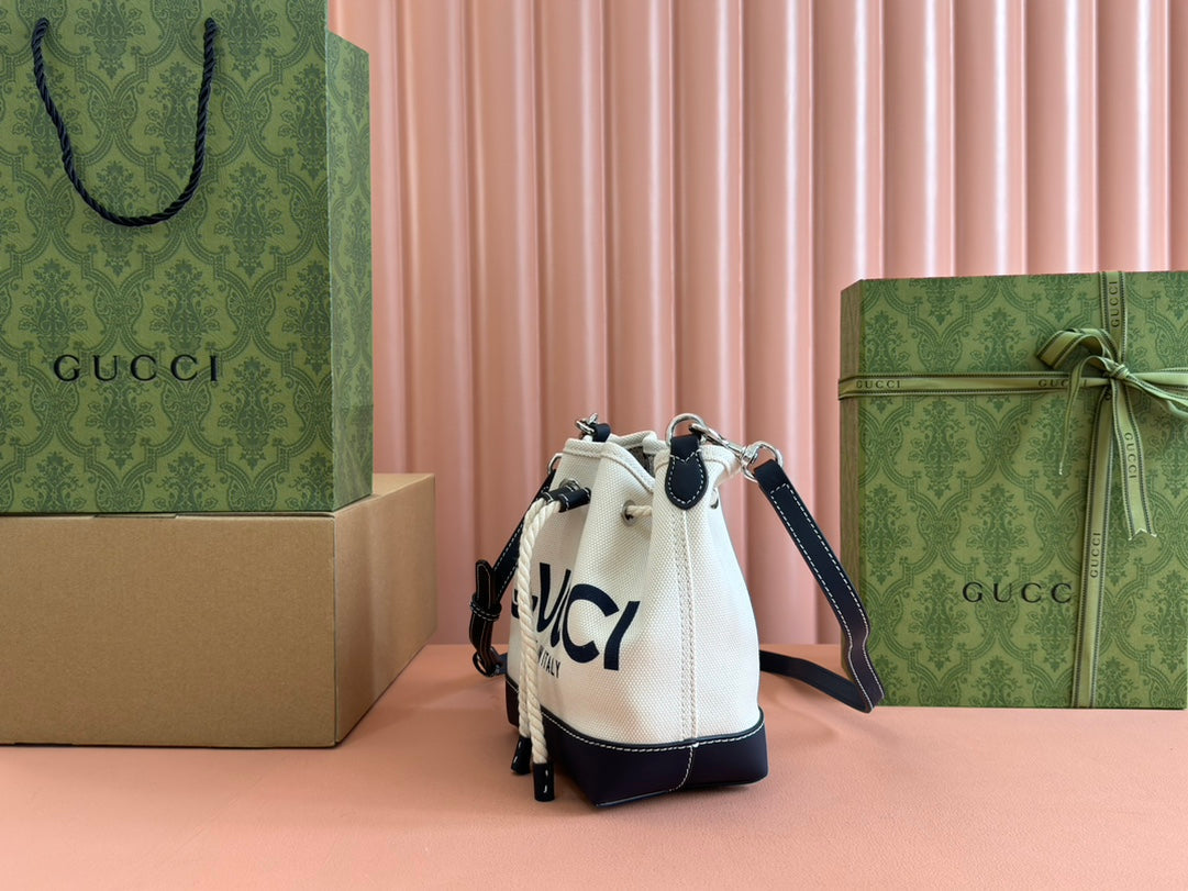 Gucci Bucket Bag Blue White Leather Canvas mysite