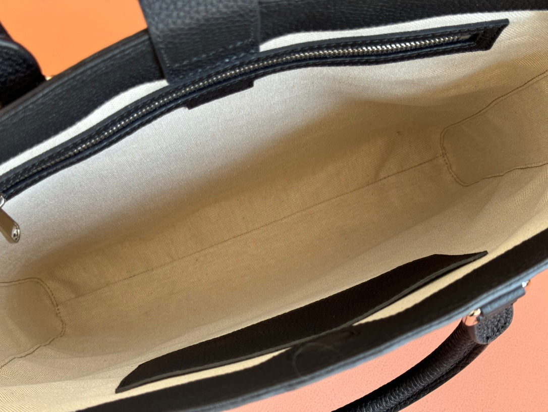 Gucci Medium Bag 42cm Black Embossed Leather 248521 mysite