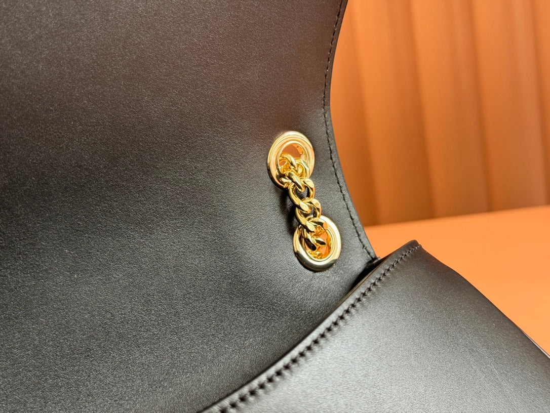 Gucci Blondie Small Shoulder Bag 26 Black Calfskin 272179 mysite