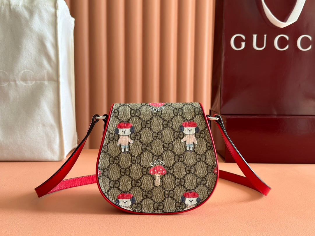 Gucci Dog Print Shoulder Bag White Red Beige Canvas 239661 mysite