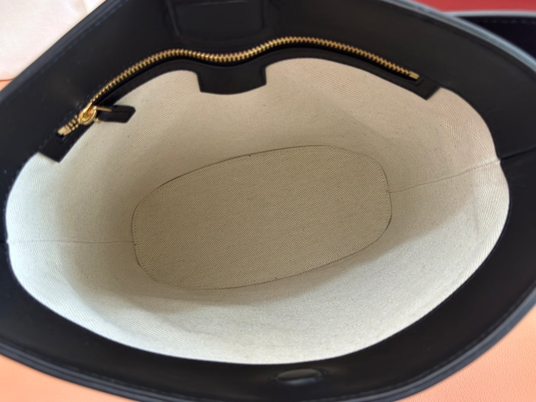 Gucci 73 Mini 27.5cm Bucket Bag Black Smooth Leather 244433 mysite