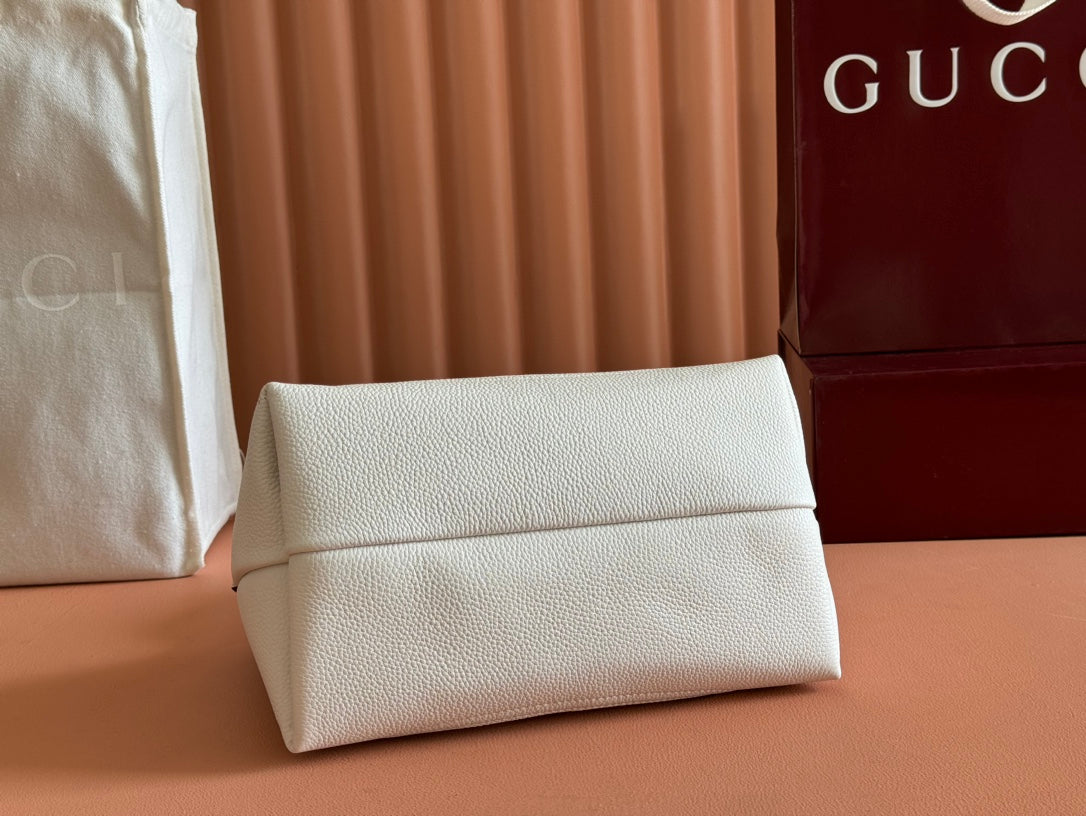 Gucci Solfbit 27.5 Bag White Calfskin 244323 mysite