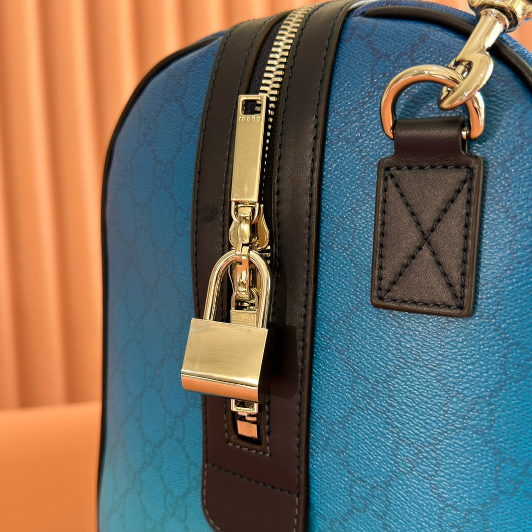 Gucci Chroma Large Duffle Bag Blue Leather mysite