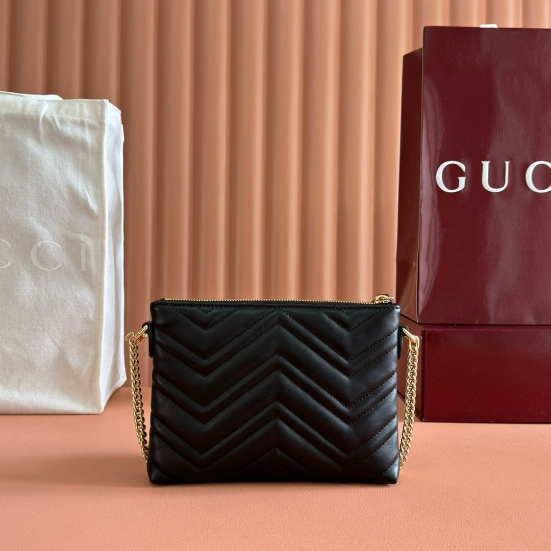 GG Marmont Pochette With Chain Black Cowhide 255061 mysite