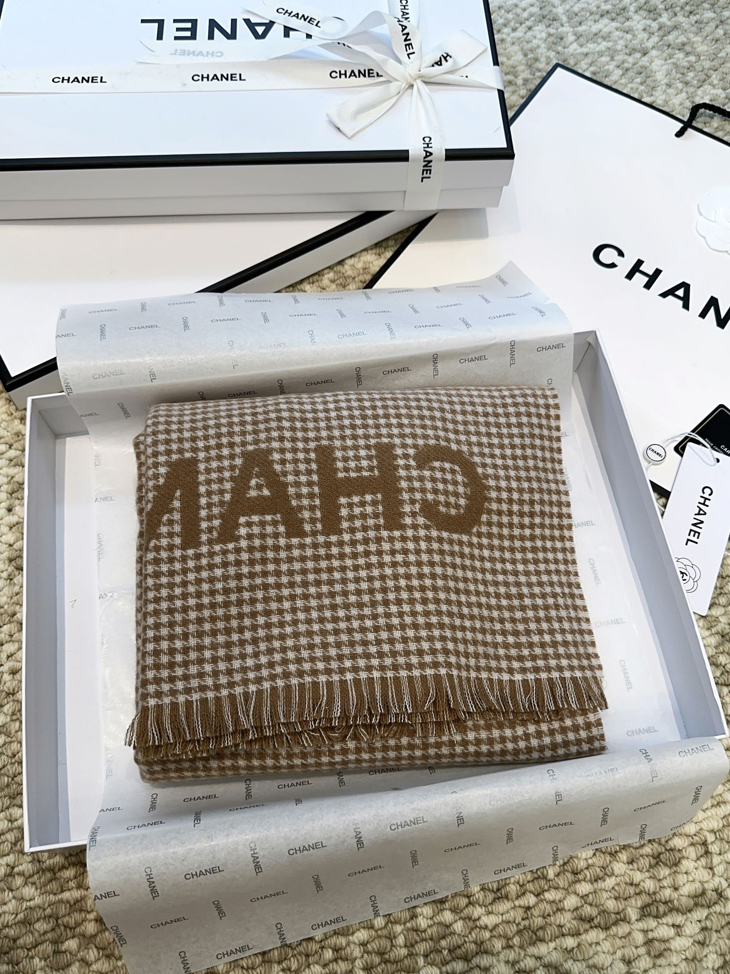 HOUNDSTOOTH SCARF 185 CM IN CAMEL BROWN CASHMERE 393124 mysite