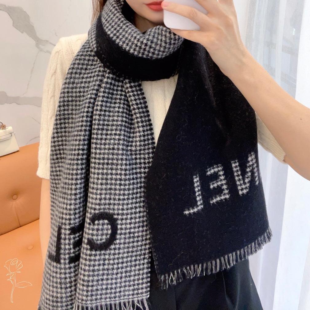HOUNDSTOOTH SCARF 185 CM IN BLACK CASHMERE 393123 mysite