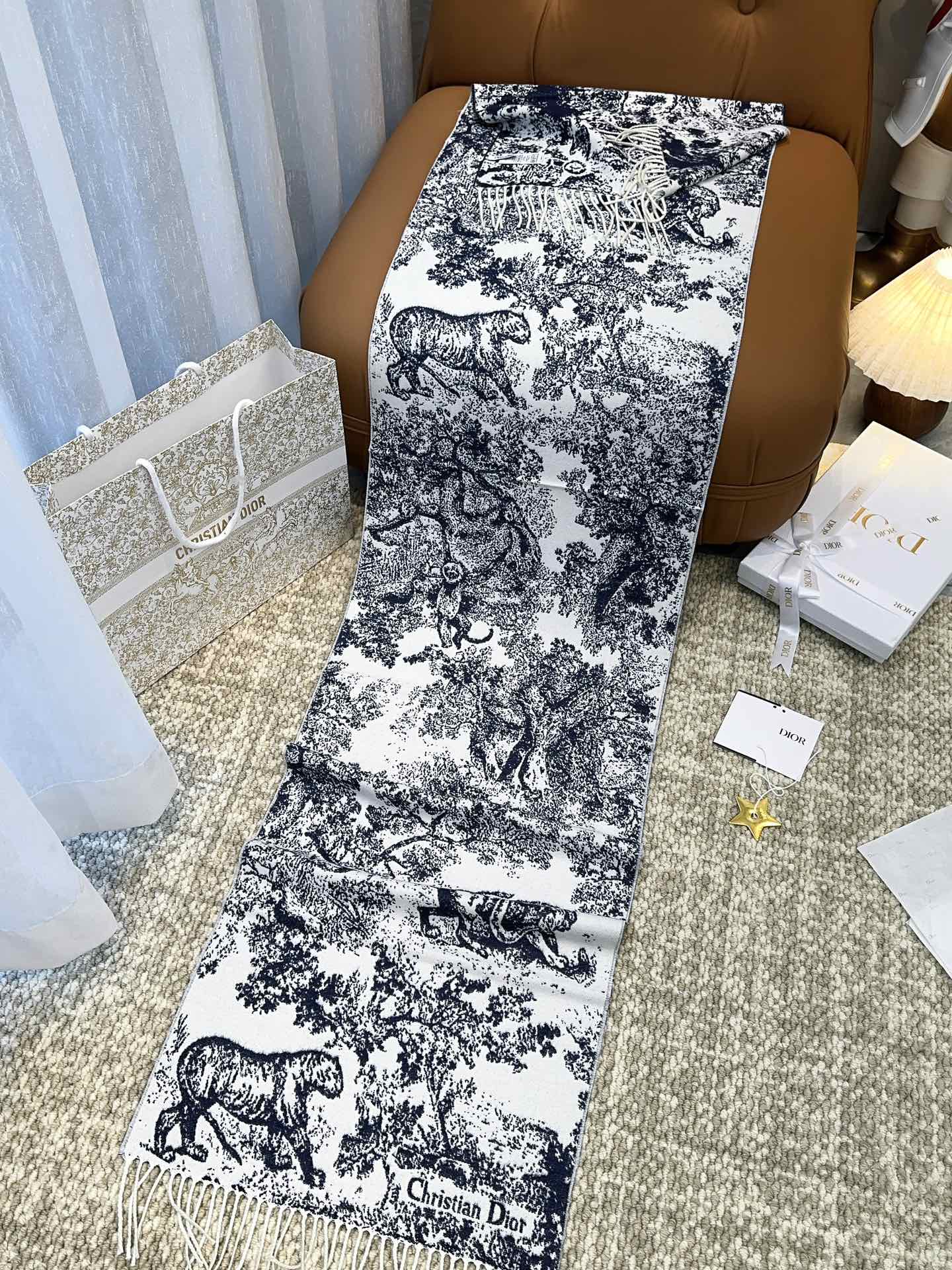 SCARF 220 CM IN NAVY BLUE MIX WHITE MONOGRAM CASHMERE AND WOOL 413656 mysite