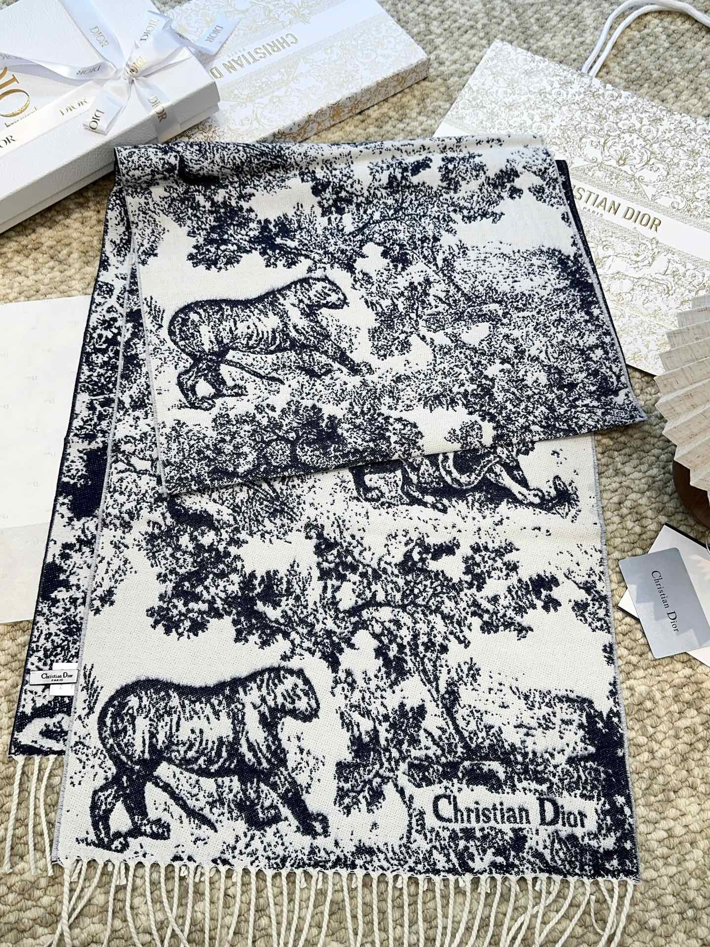 SCARF 220 CM IN NAVY BLUE MIX WHITE MONOGRAM CASHMERE AND WOOL 413656 mysite