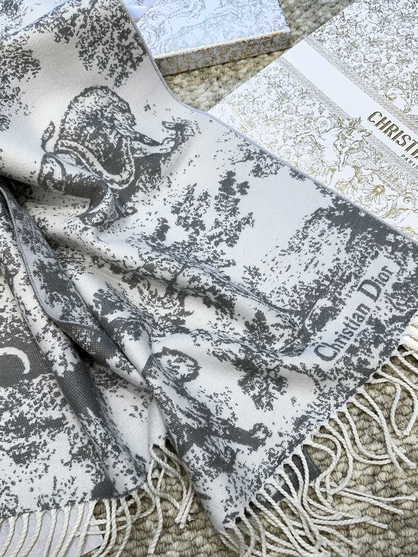 SCARF 220 CM IN WHITE MIX LIGHT GRAY MONOGRAM CASHMERE AND WOOL 413657 mysite