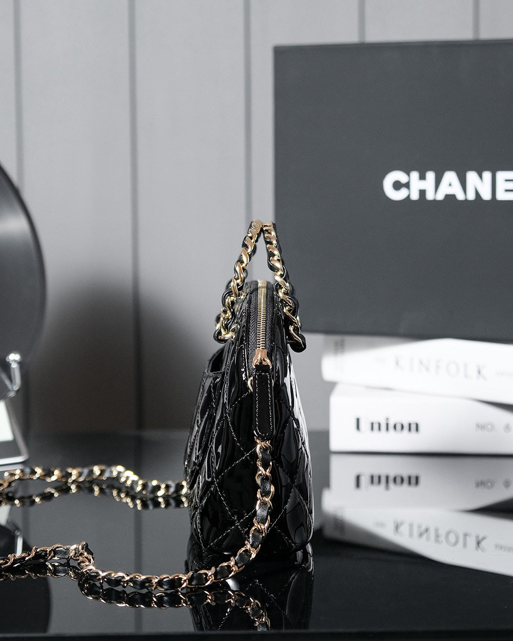 SMALL SHOPPING BAG 20 IN BLACK GLOSSY CALFSKIN GOLD HARDWARE mysite