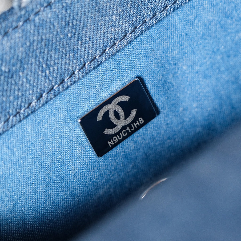 24S Flap Bag 20cm Blue Quilted Denim mysite