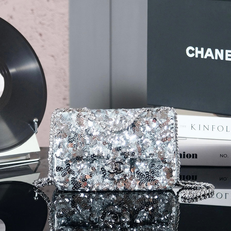 25C Flap Bag 21cm Dense Silver Sequin White Calfskin mysite