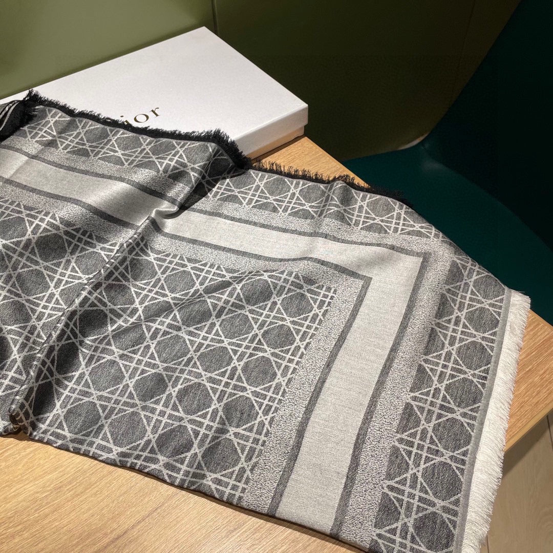 SQUARE SCARF 140 CM IN BLACK MIX WHITE  WOOL AND SILK 415454 mysite