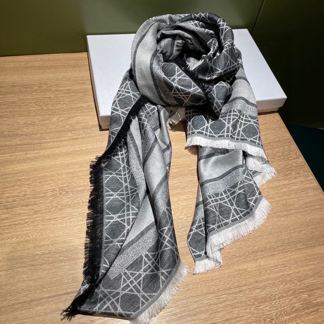 SQUARE SCARF 140 CM IN BLACK MIX WHITE  WOOL AND SILK 415454 mysite