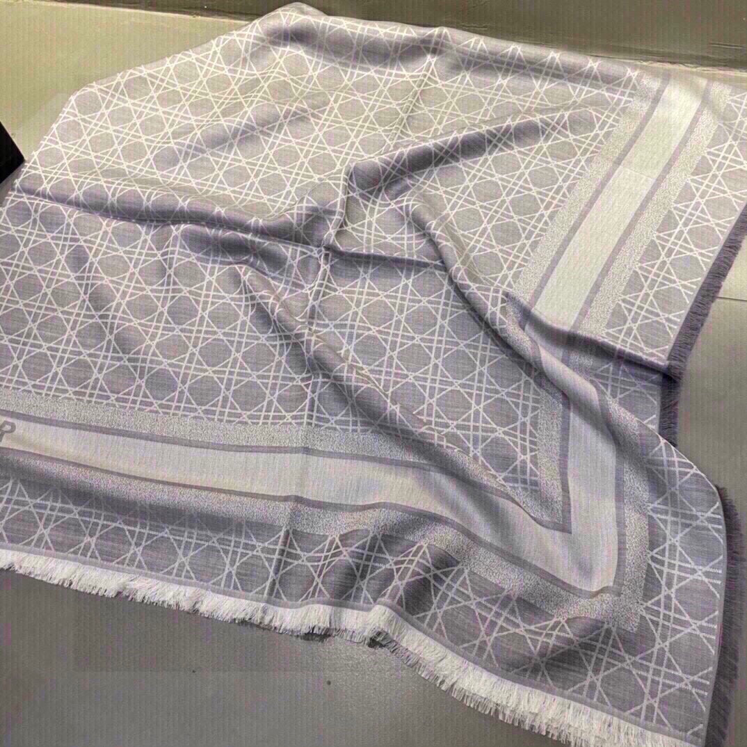 SQUARE SCARF 140 CM IN LIGHT PURPLE MIX WHITE  WOOL AND SILK  415456 mysite