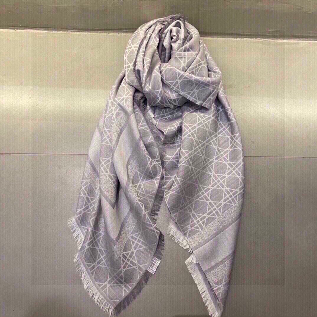 SQUARE SCARF 140 CM IN LIGHT PURPLE MIX WHITE  WOOL AND SILK  415456 mysite