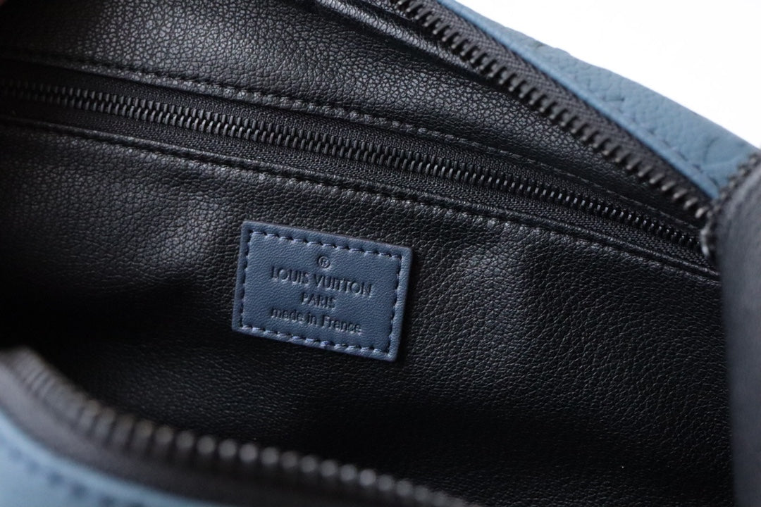 LV Dopp Kit Toiletry Bag Blue-Gray Taurillon Monogram Leather 217069 mysite