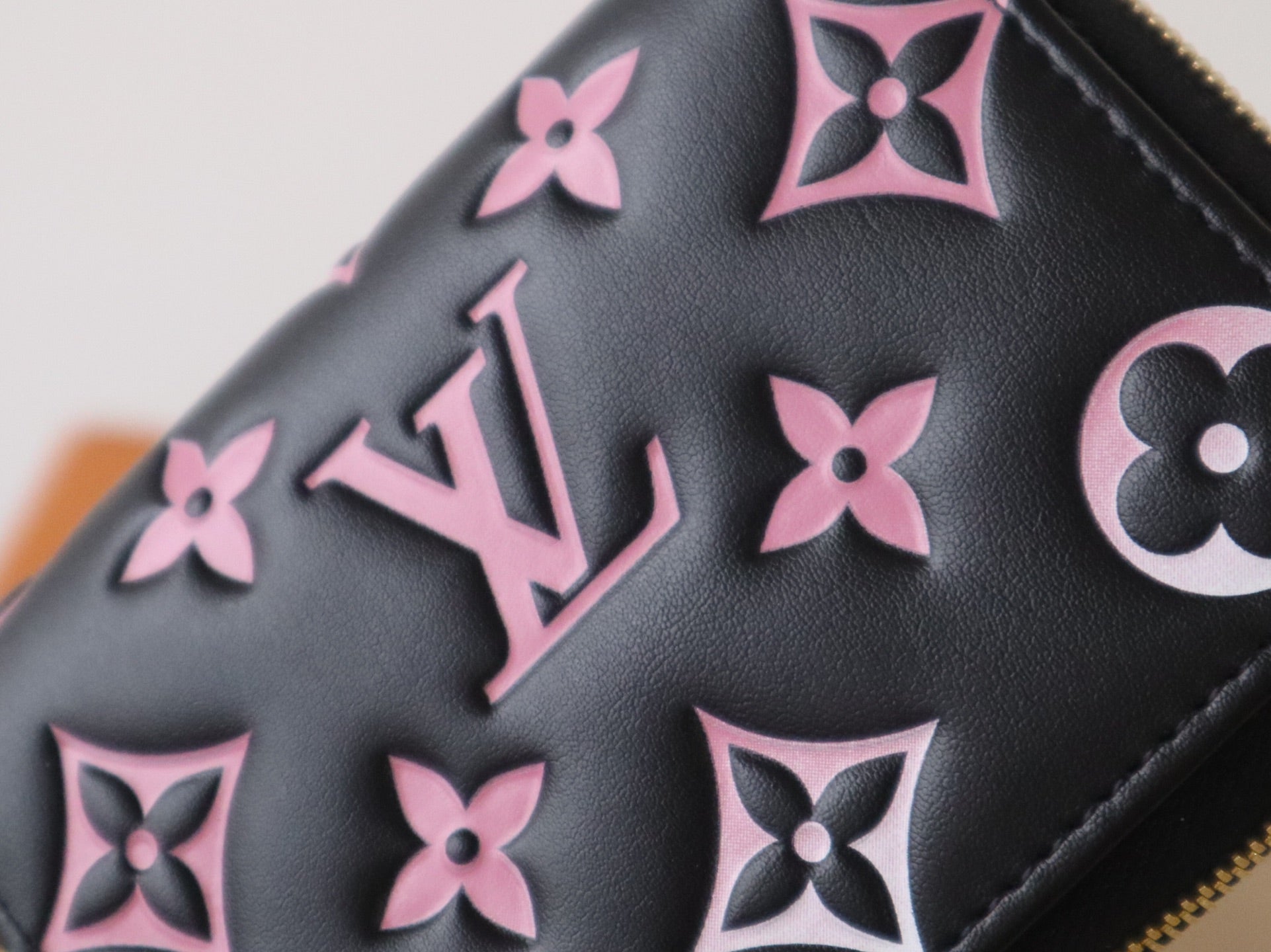 LV x TM Lou Wallet 11.5cm Black Pink Monogram Embossed Lambskin GHW mysite