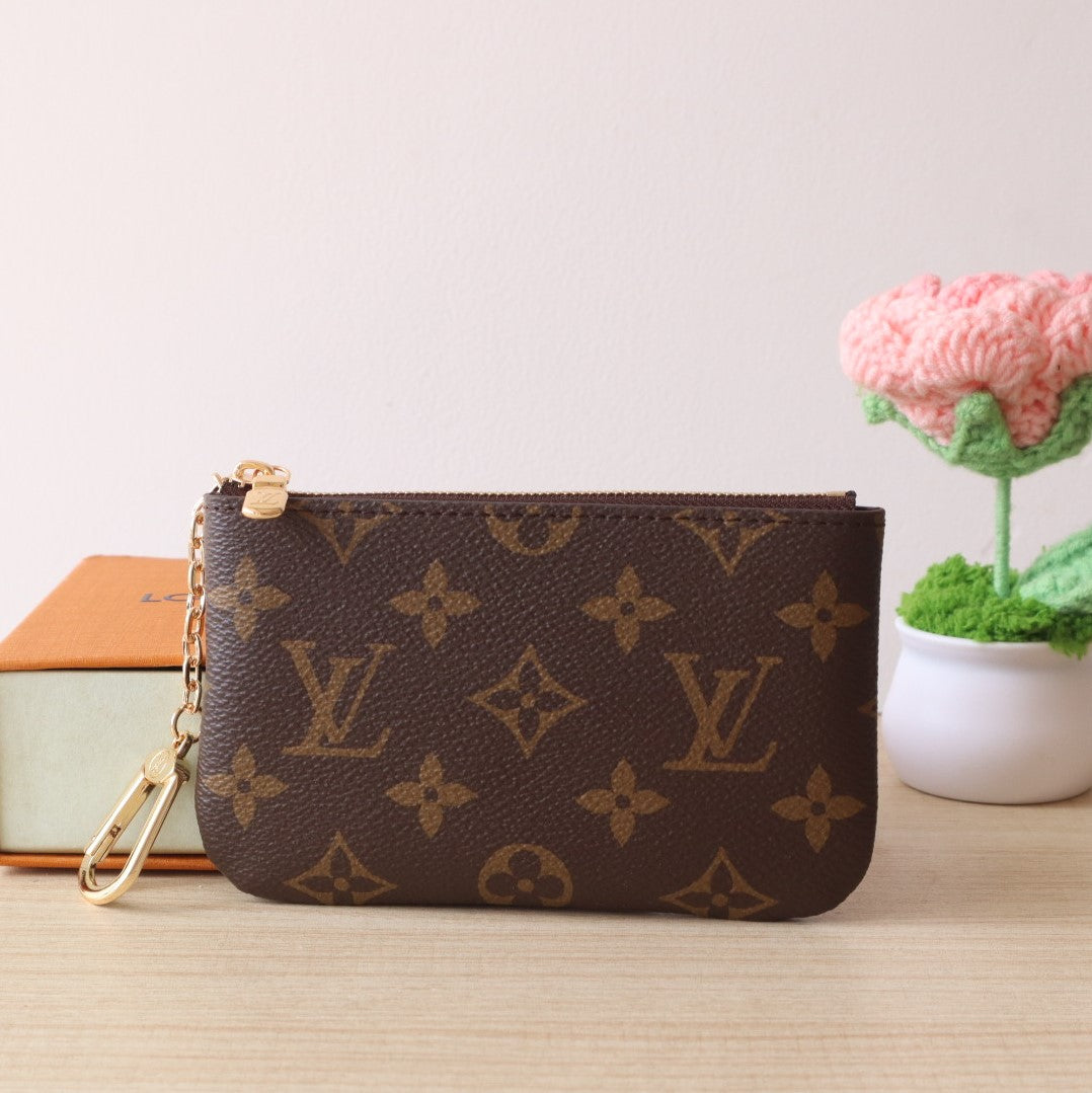 LV Pochette Clés Medium 15cm Brown Monogram Canvas GHW mysite