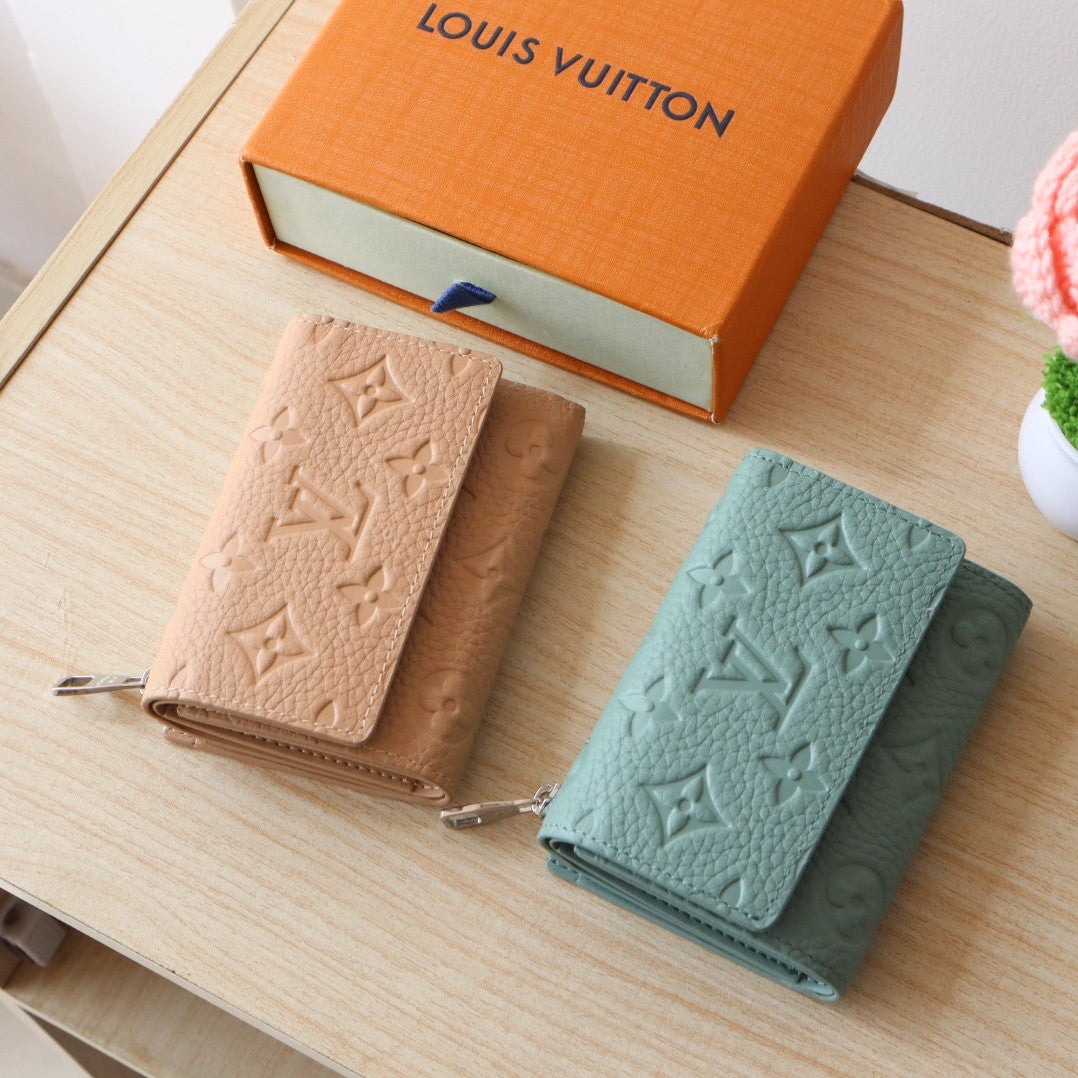 LV Portefeuille Pilot Monogram Grained Taurillon Cowhide mysite