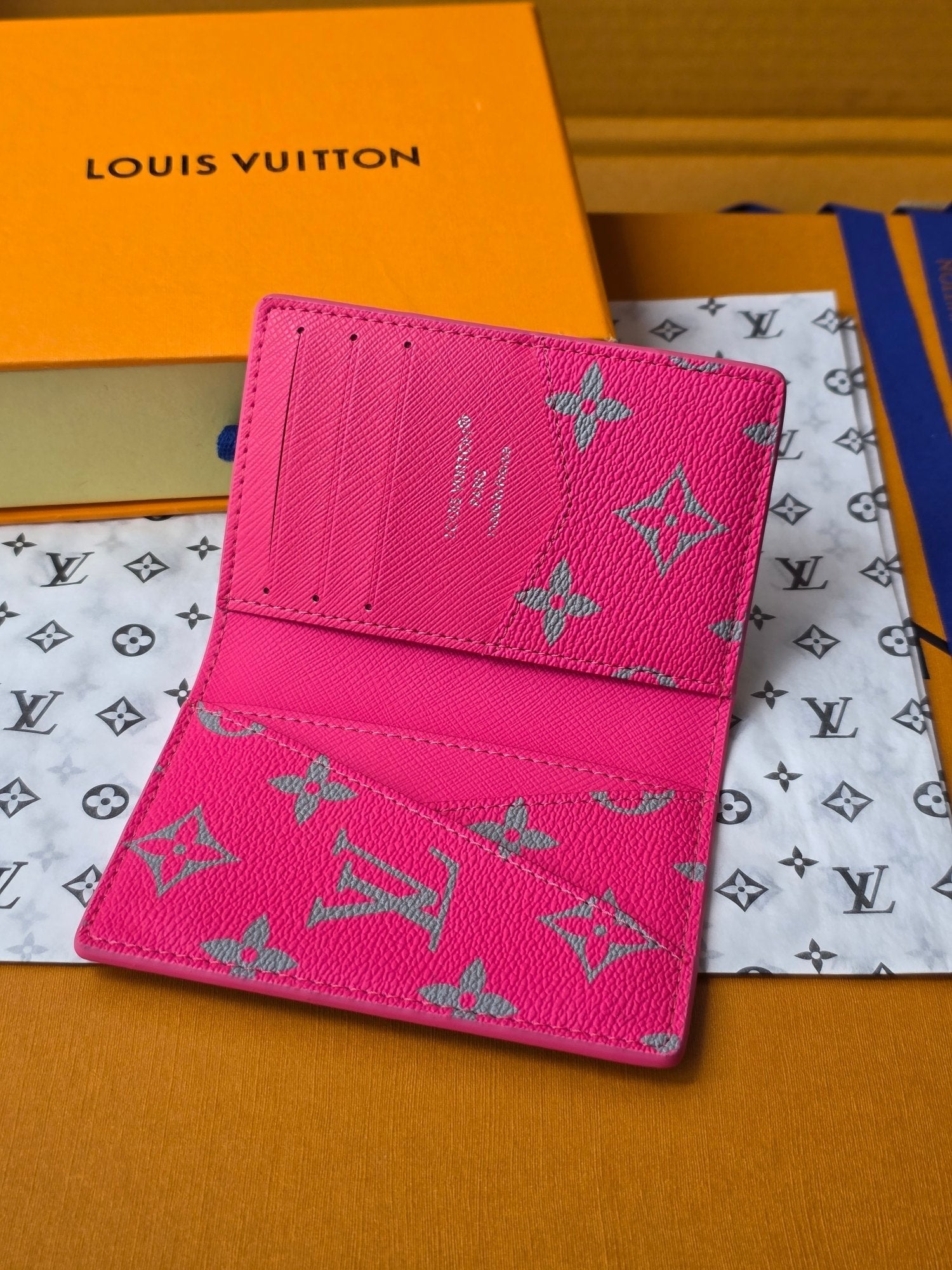 LV M15027 Pocket Organizer Pink Gray Monogram Glow Canvas & Cowhide mysite