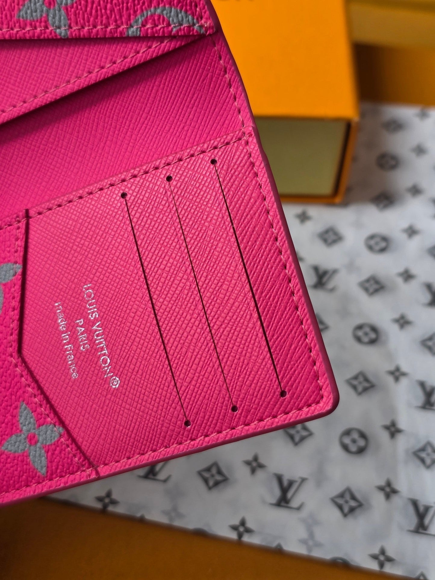 LV M15027 Pocket Organizer Pink Gray Monogram Glow Canvas & Cowhide mysite