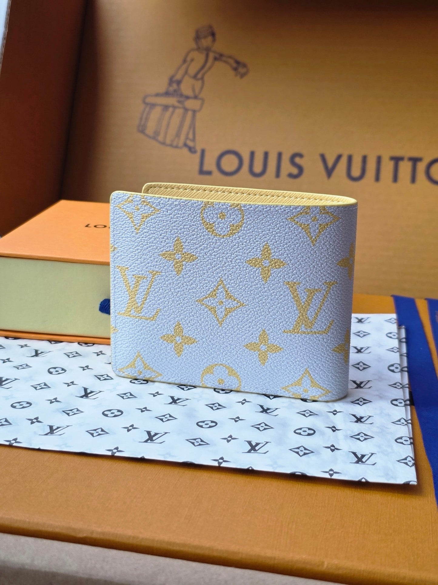 LV M14694 Multiple Wallet Gray Yellow Monogram Glow Canvas & Cowhide mysite