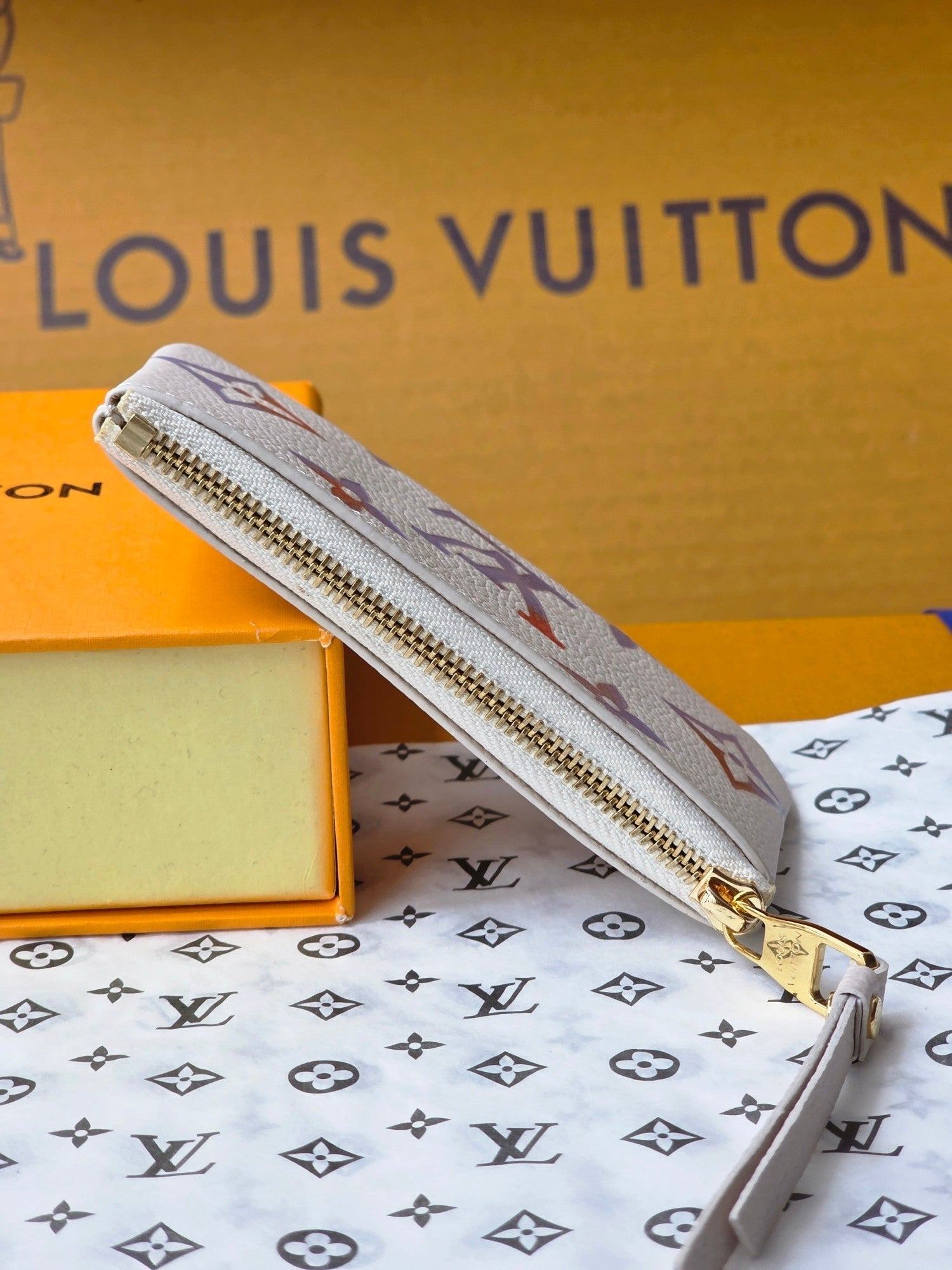 LV M25597 Key Pouch Dream Beige Embossed Grained Cowhide GHW mysite