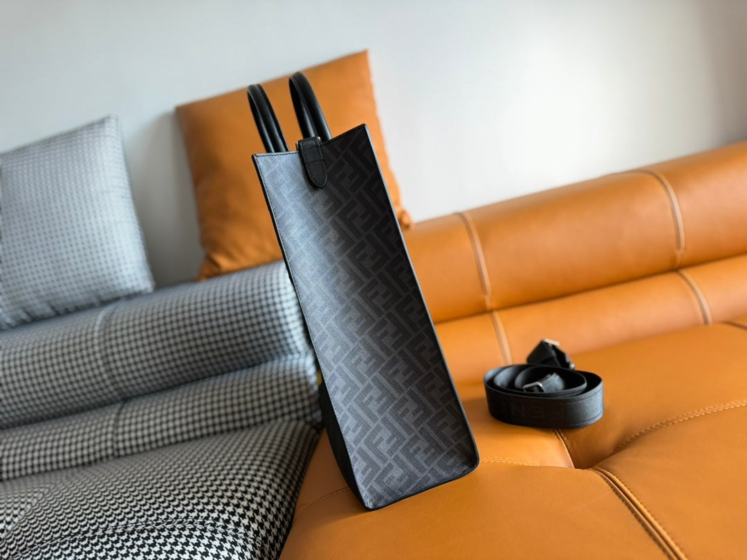 FENDI 38 BAG FF MONOGRAM FF BLACK CALFSKIN WITH STRAP mysite