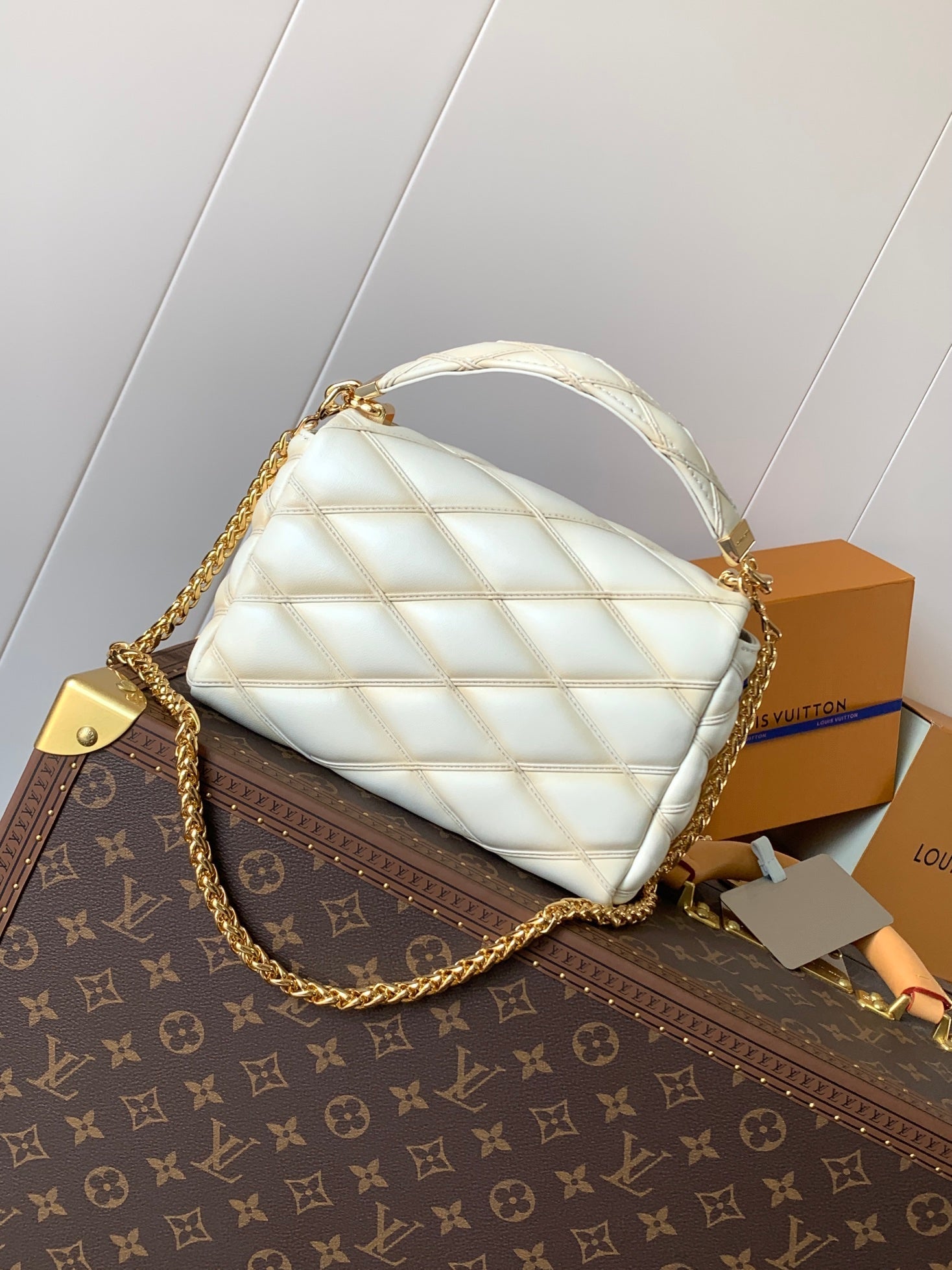 LV GO-14 MM 23cm Vanila Lambskin GHW mysite