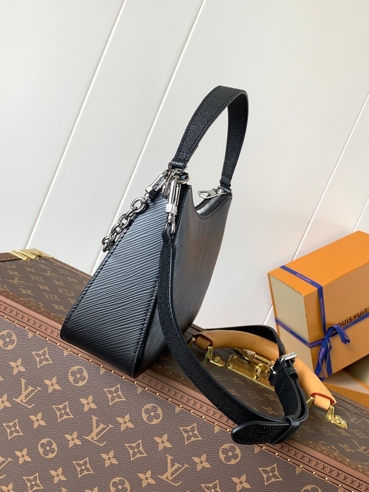 LV Hopscotch Bag 25cm Black Grained Epi Cowhide Sliver HW mysite