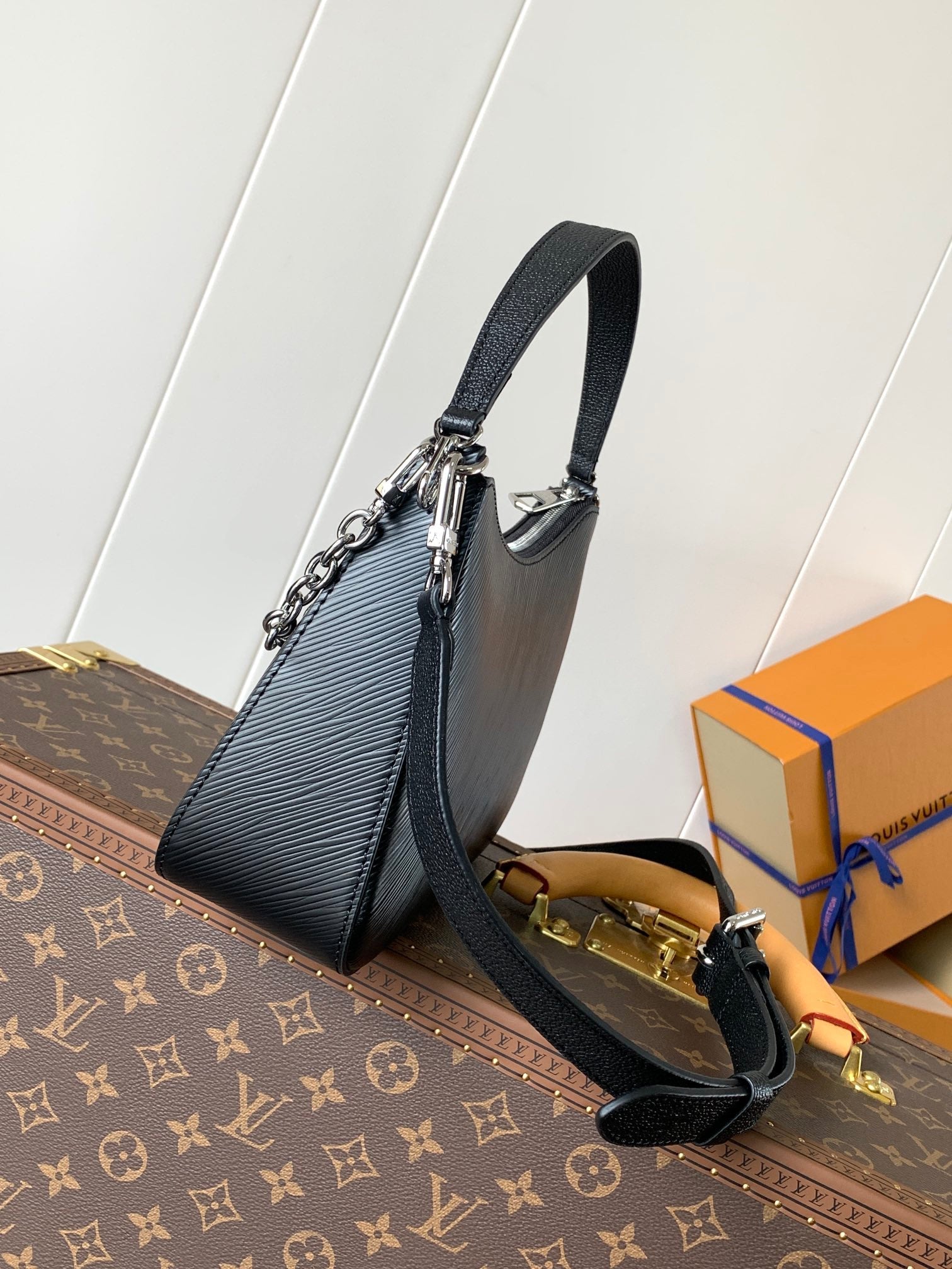 LV Hopscotch Bag 25cm Black Grained Epi Cowhide Sliver HW mysite