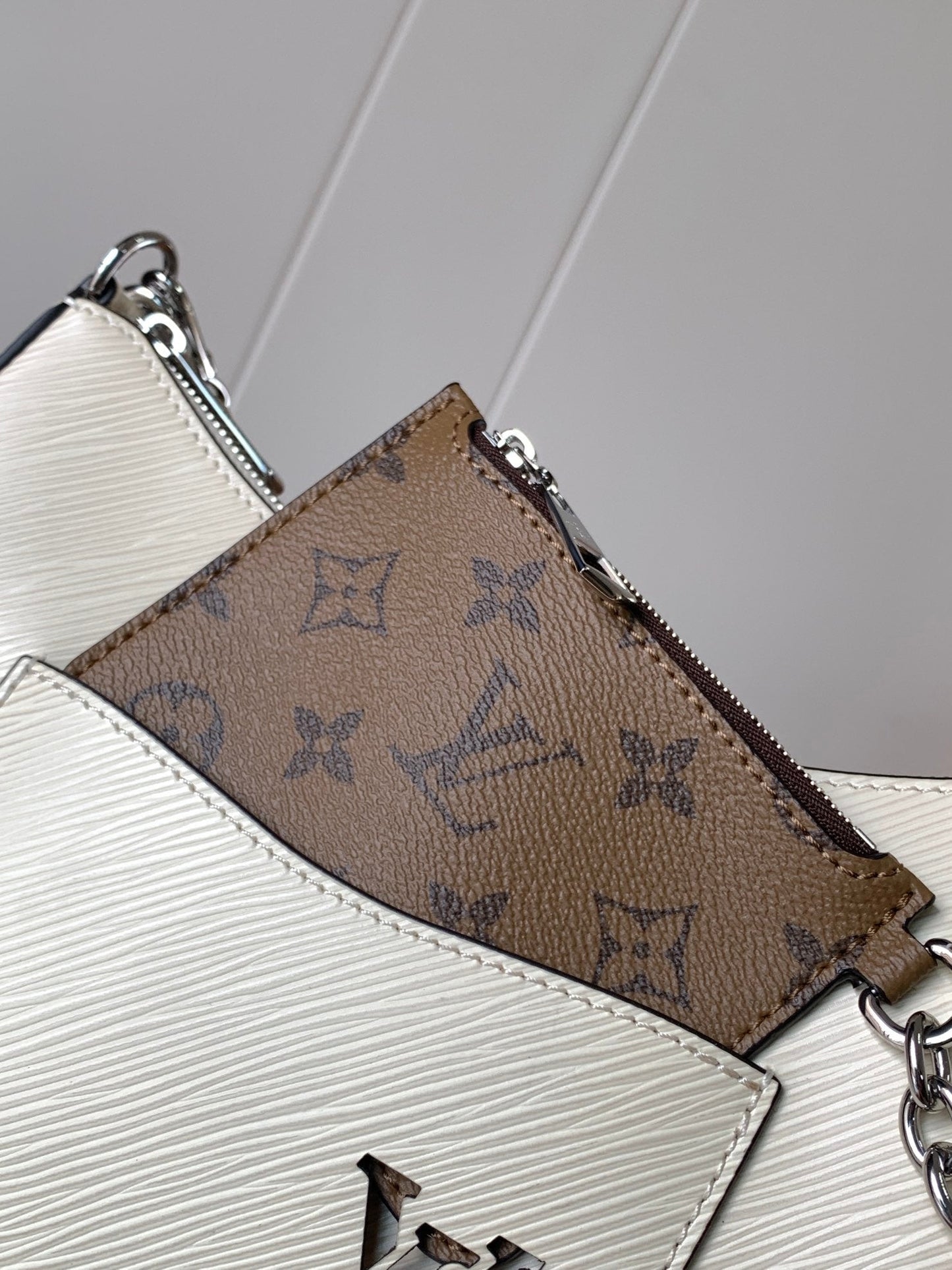LV Hopscotch Bag 25cm White Grained Epi Cowhide Sliver HW mysite