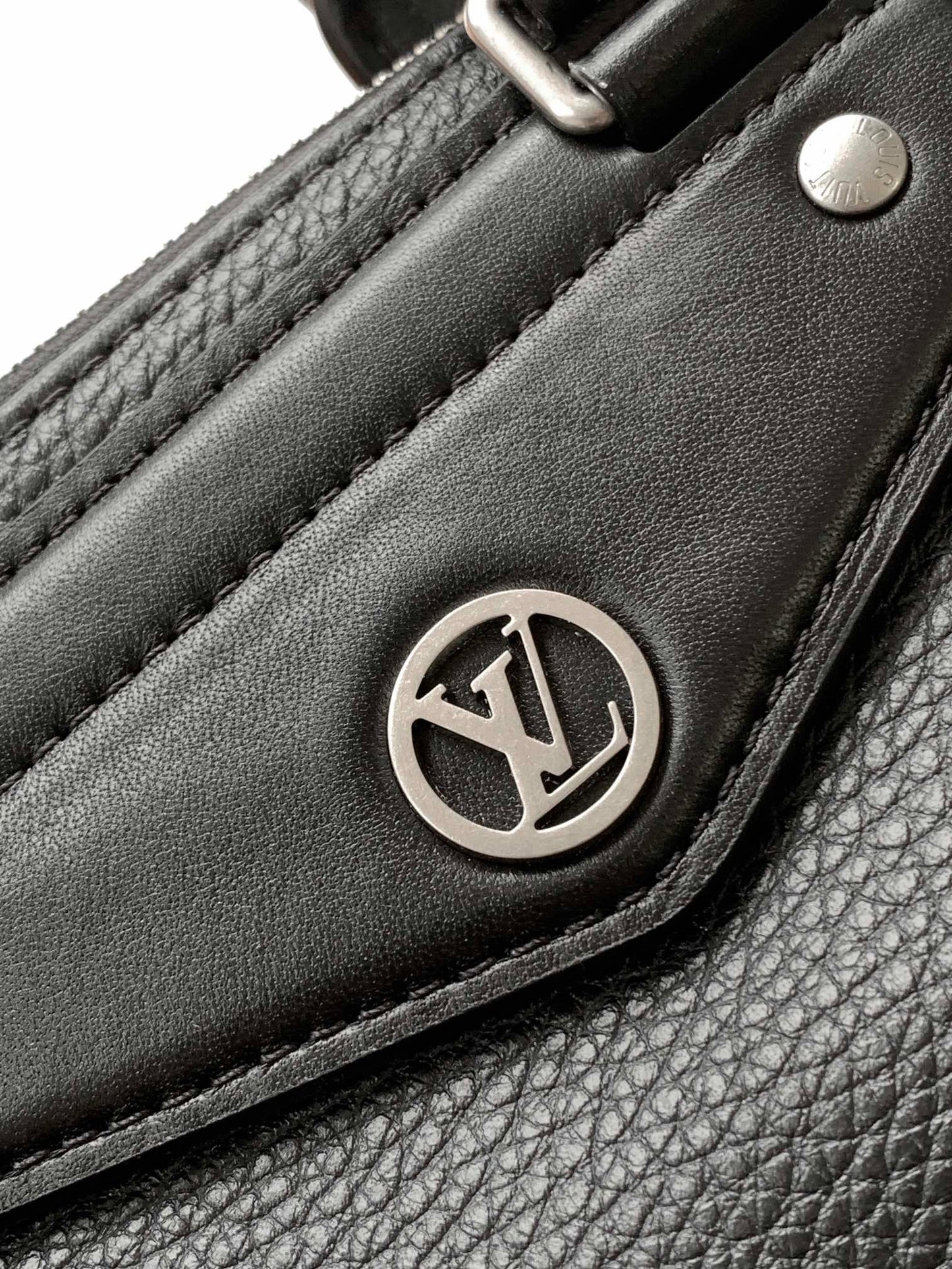 LV Nano LV Biker 30cm Black Sheepskin & Cowhide Metal mysite