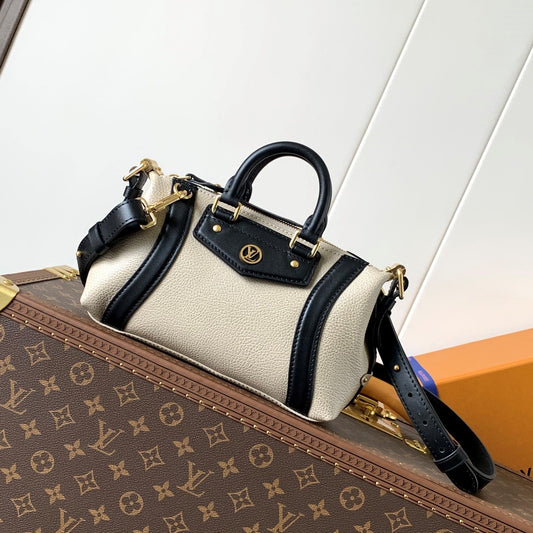 LV Nano LV Biker 23cm Black Beige Sheepskin & Cowhide Metal mysite