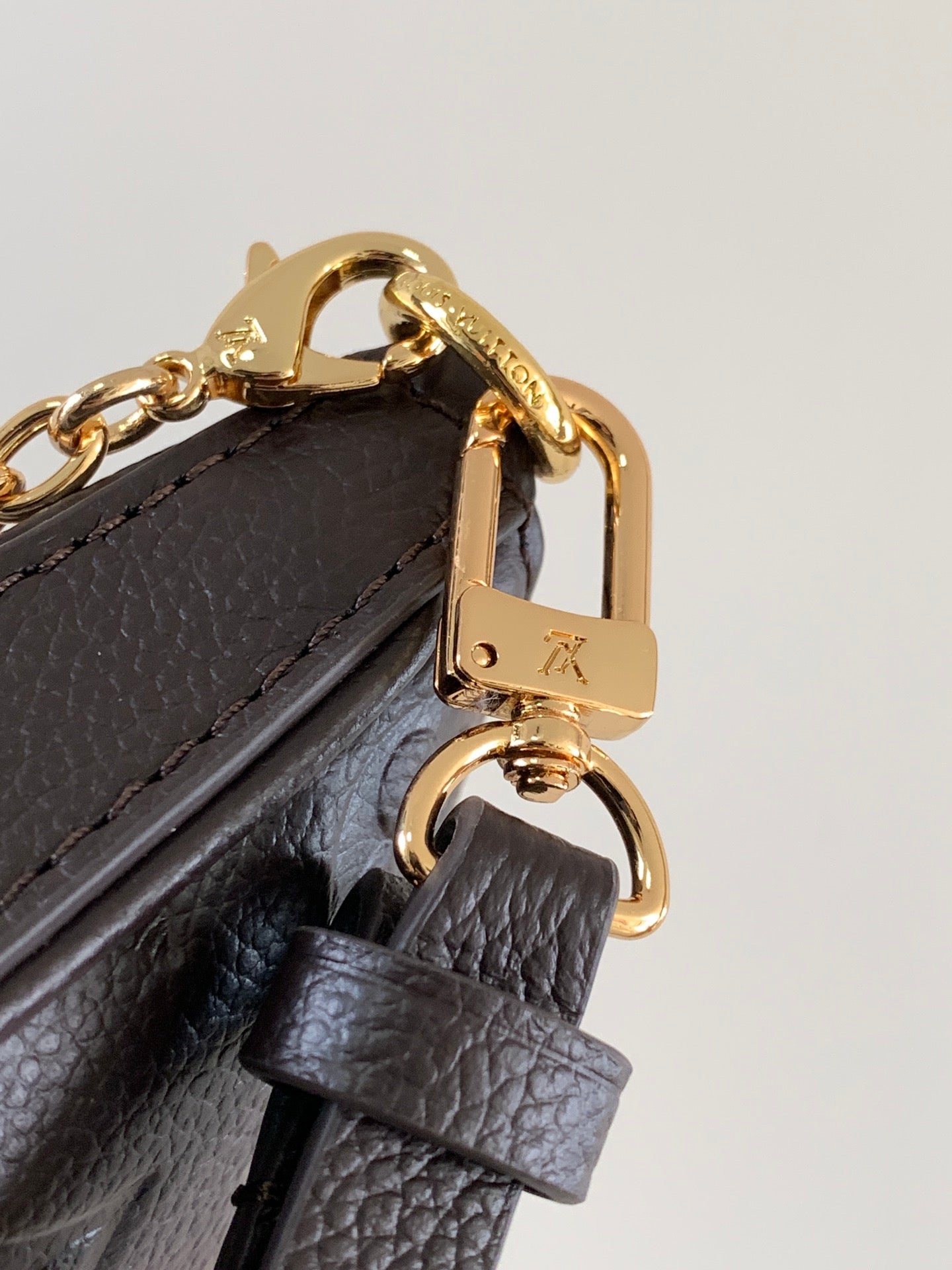 LV Easy Pouch On Strap Dark Burgundy Embossed Monogram Empreinte Cowhide 251759 mysite