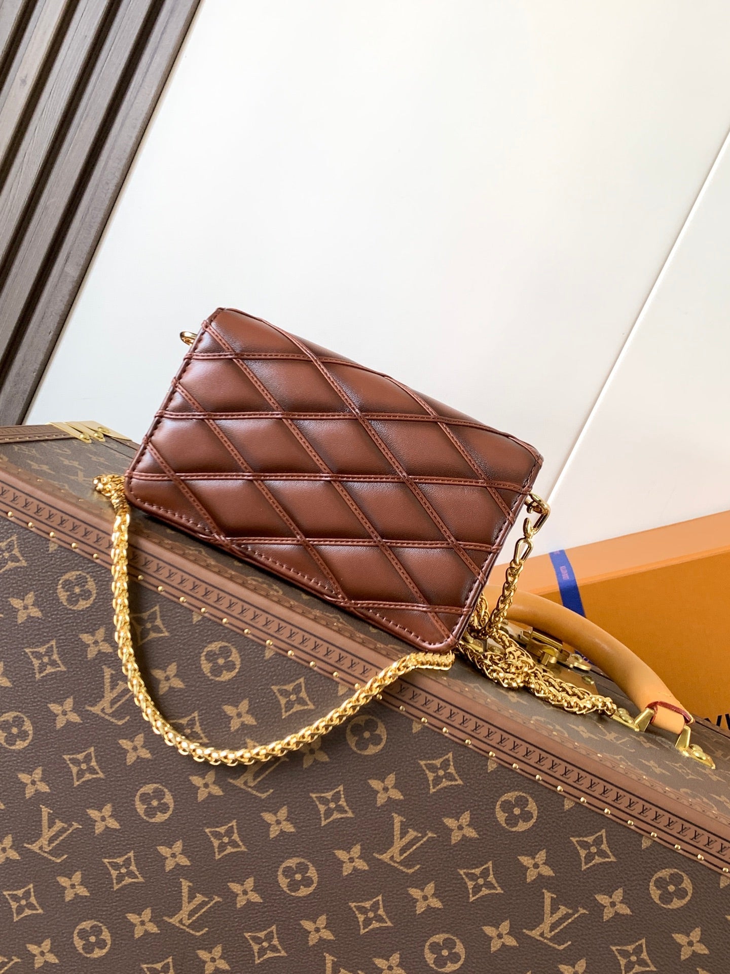 LV WOC Go-14 20cm Brown Sheepskin GHW mysite