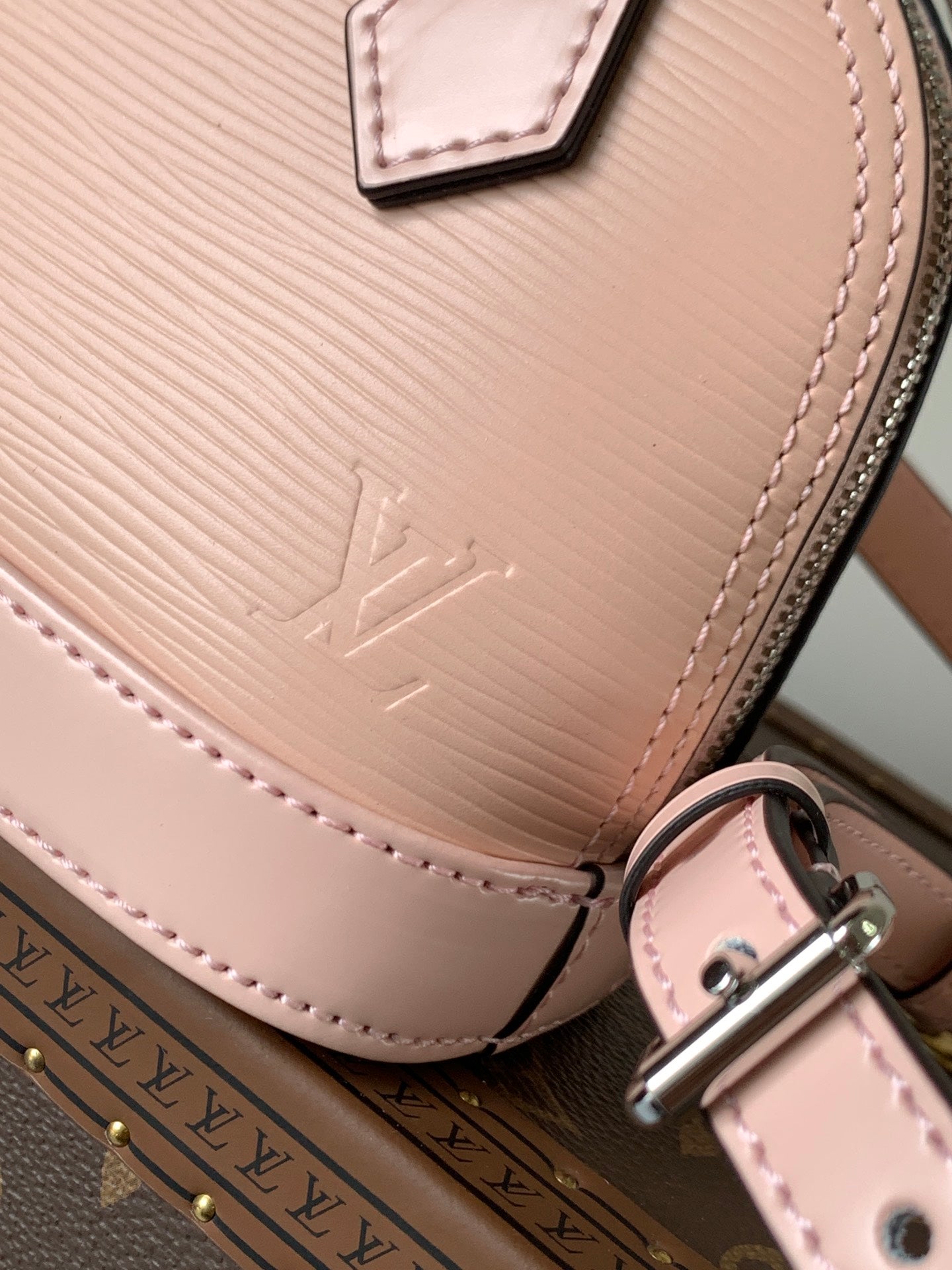 LV Alma BB Handbag 18cm Pink Epi Cowhide Metal HW mysite