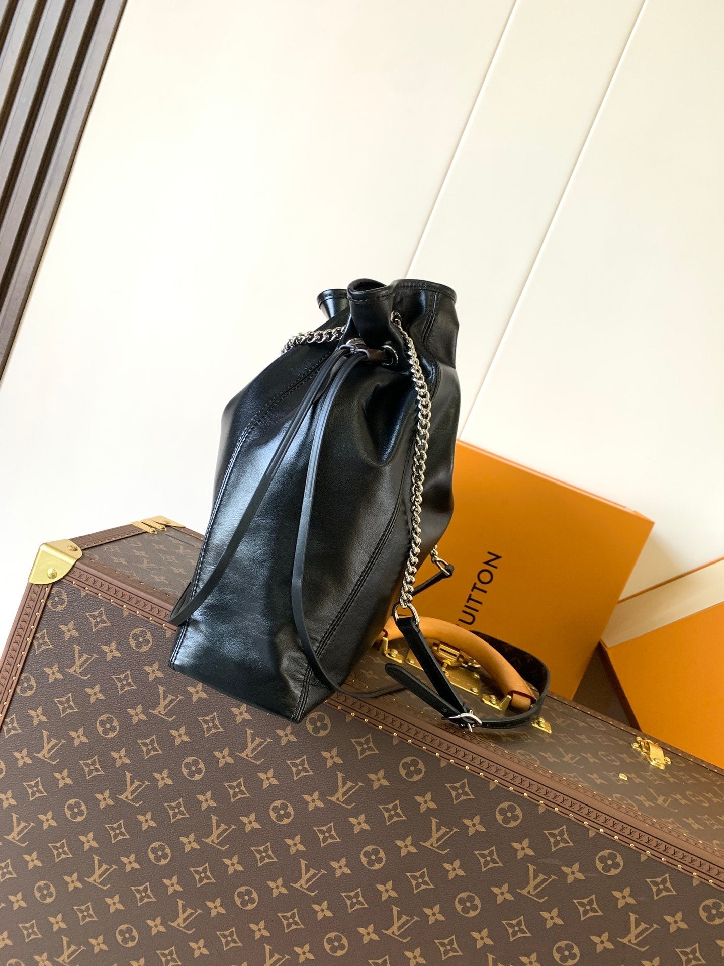 LV Off Duty Backpack 33cm Black Lambskin Sliver HW mysite