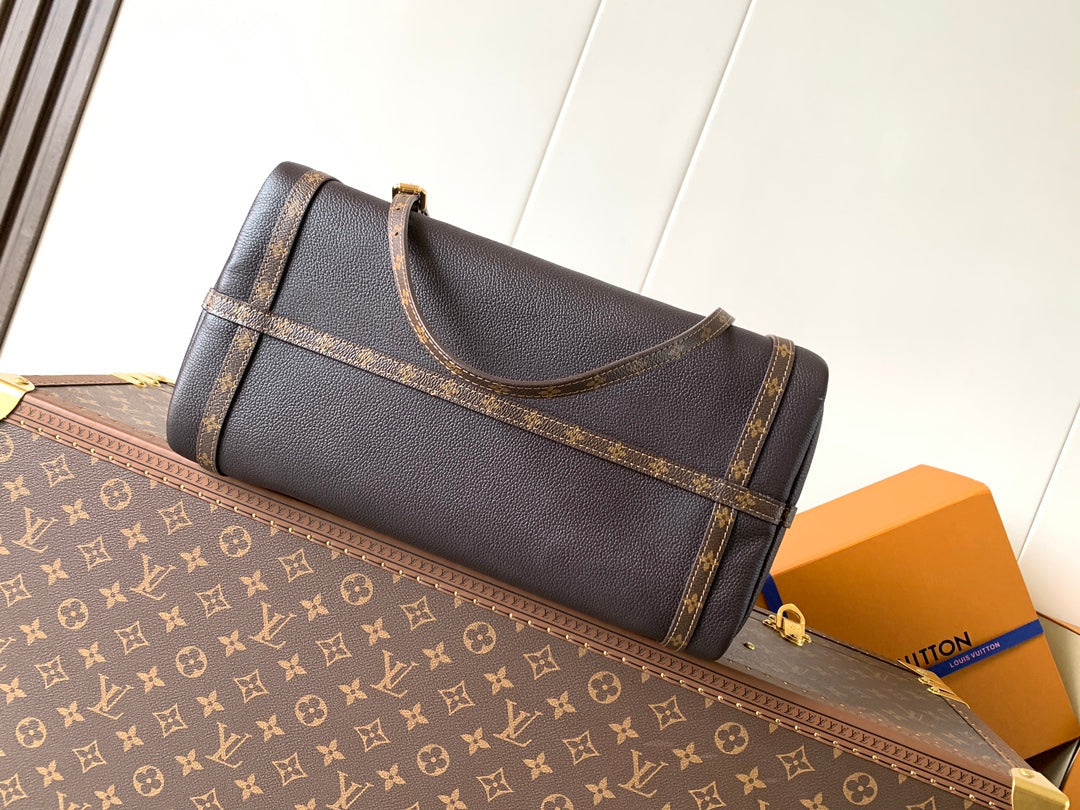 LV M26359 Express MM Handbag 36cm Black Cowhide GHW mysite