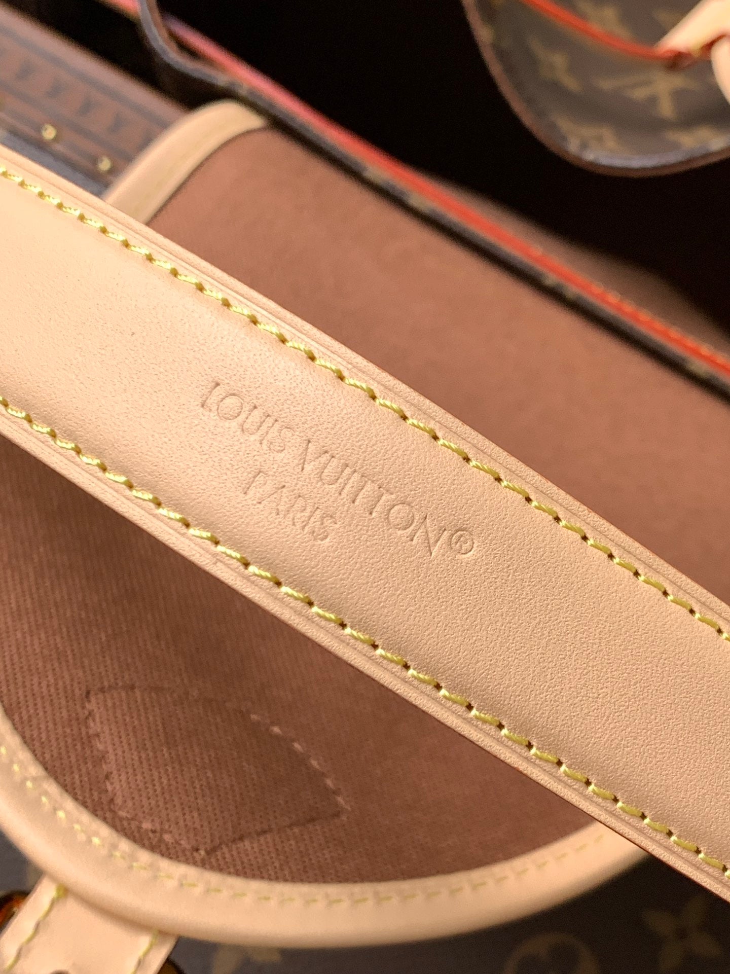 LV Odyssee MM 36cm Brown Beige Monogram Canvas & Cowhide mysite