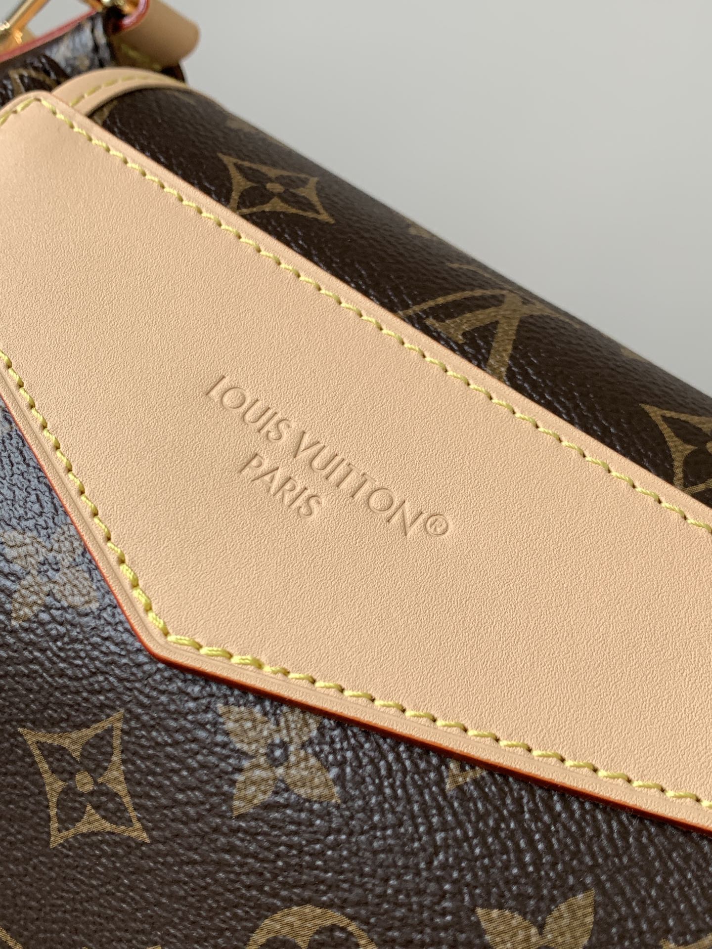 LV Odyssee MM 36cm Brown Beige Monogram Canvas & Cowhide mysite