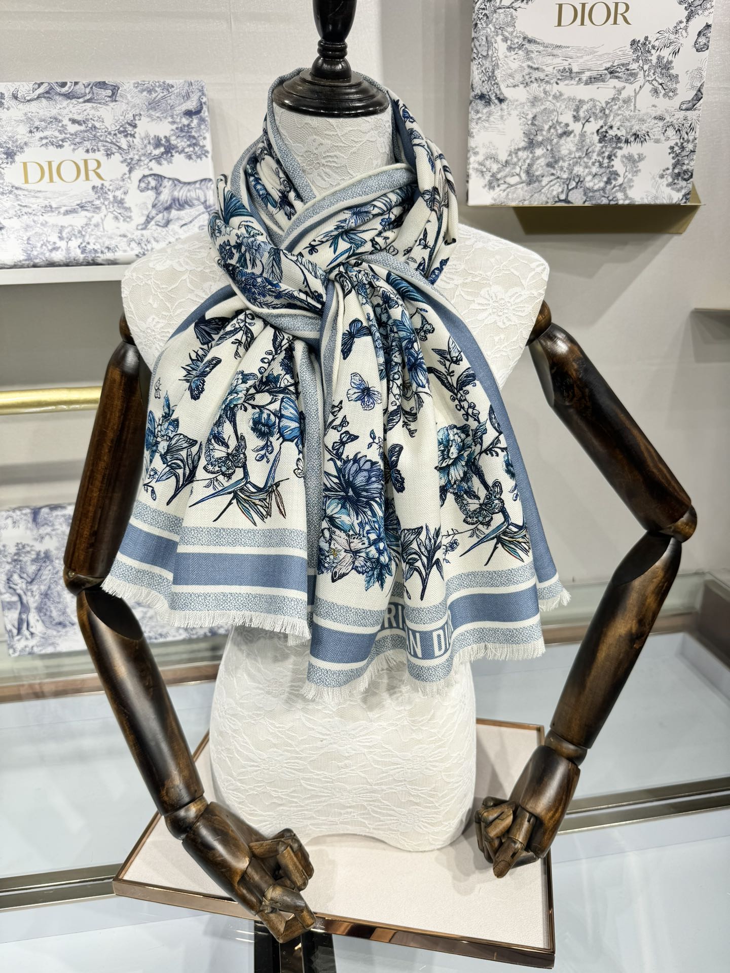 SCARF 180 CM IN WHITE MIX LIGHT BLUE CASHMERE AND SILK 408420 mysite