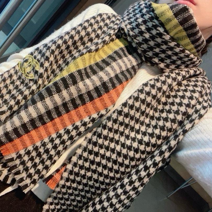 SCARF 190 CM IN BLACK CHECKERED PATTERN CASHMERE 387912 mysite