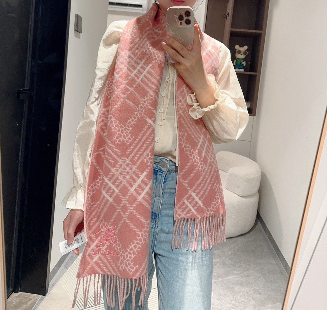 CLASSIC CHECK SCARF 168 CM IN ROSE PINK CASHMERE 396321 mysite