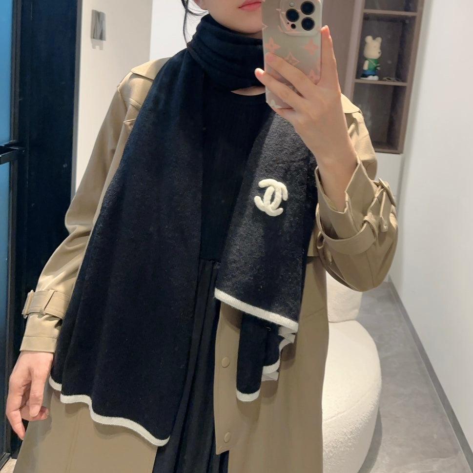 SCARF 200 CM IN BLACK CASHMERE AND WHITE LOGO 401978 mysite